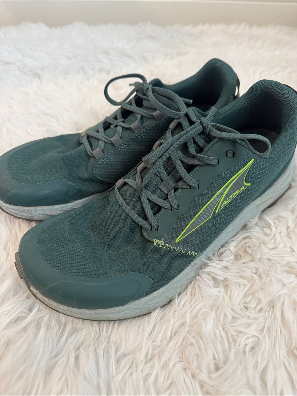 Altra Superior 6 Trail Running Shoe